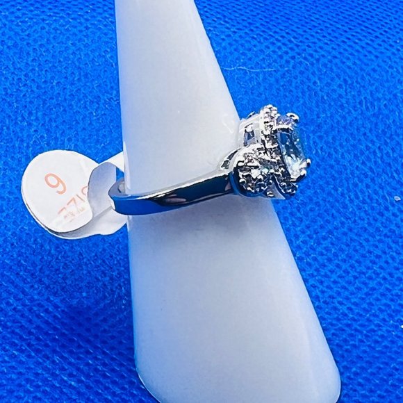 Ring Bomb Party Ring, NWOT, Size 6 Tag still attached - Picture 3 of 5